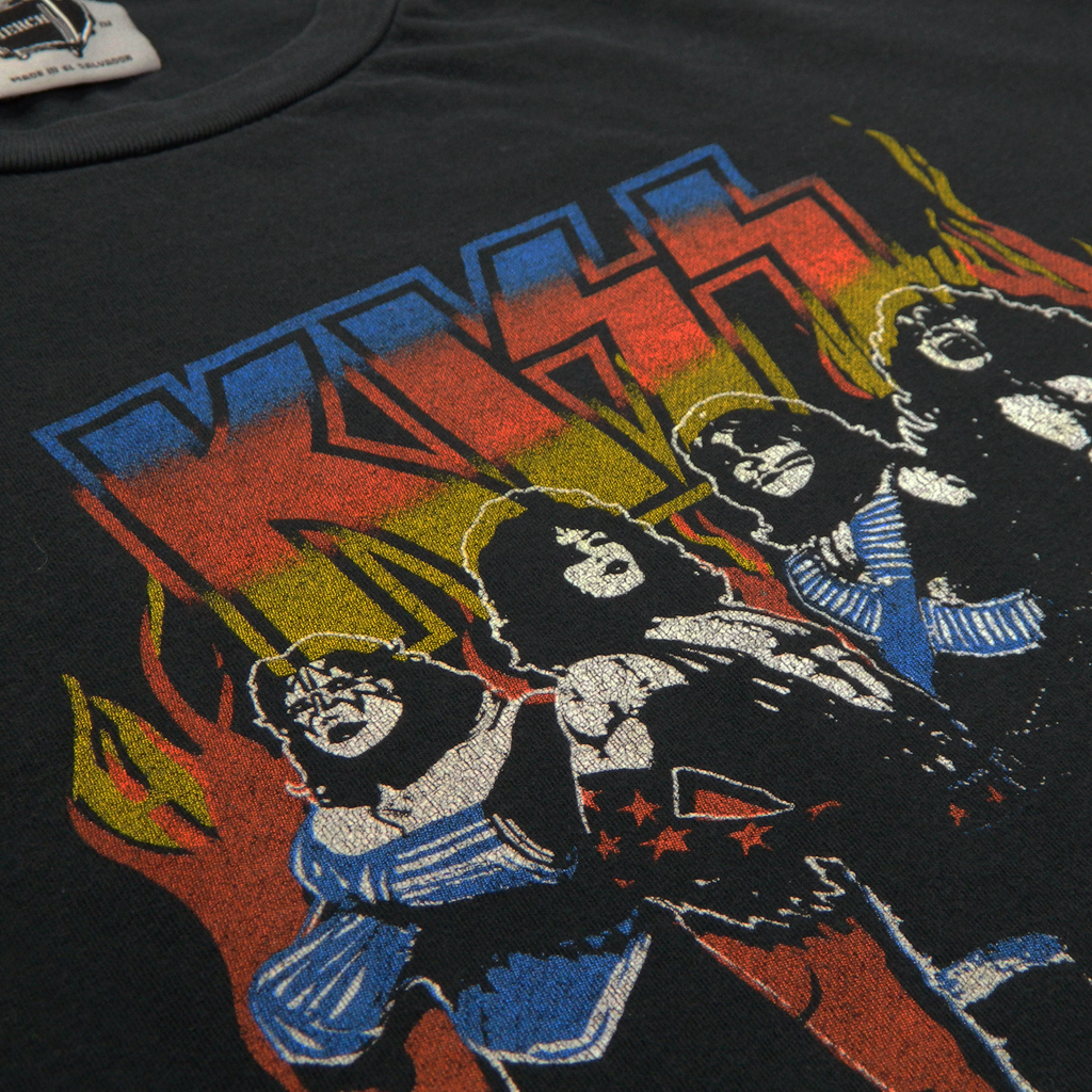 KISS 1977 TOUR GRAPHIC TEE