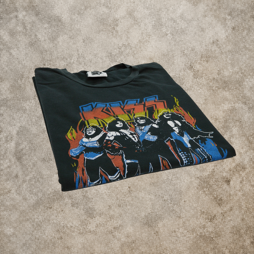 KISS 1977 TOUR GRAPHIC TEE